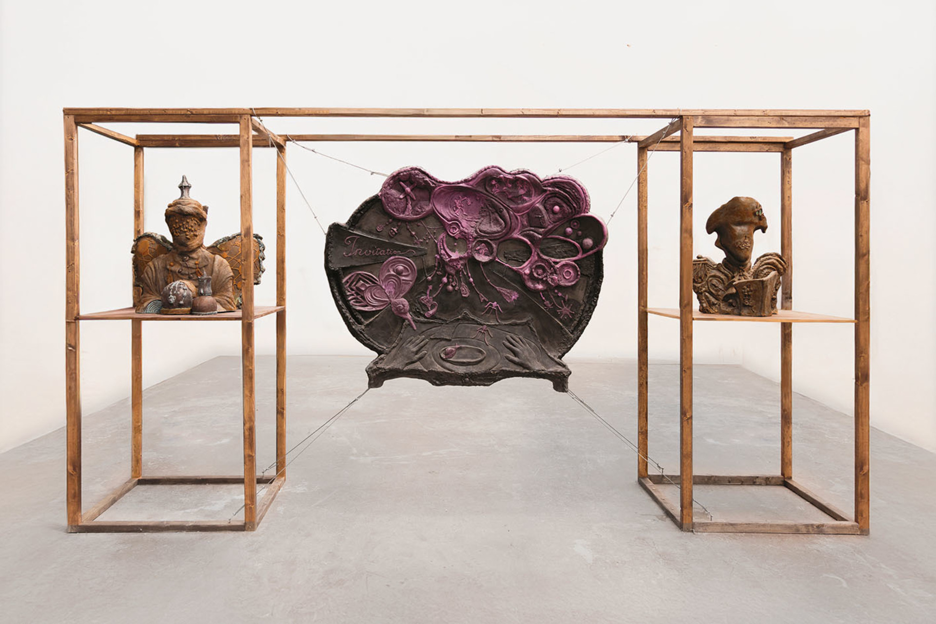 illusion age barricade(12.6_ copper, 30_iron, magenta) 426x220x73cm, Akrystal,2024.jpg