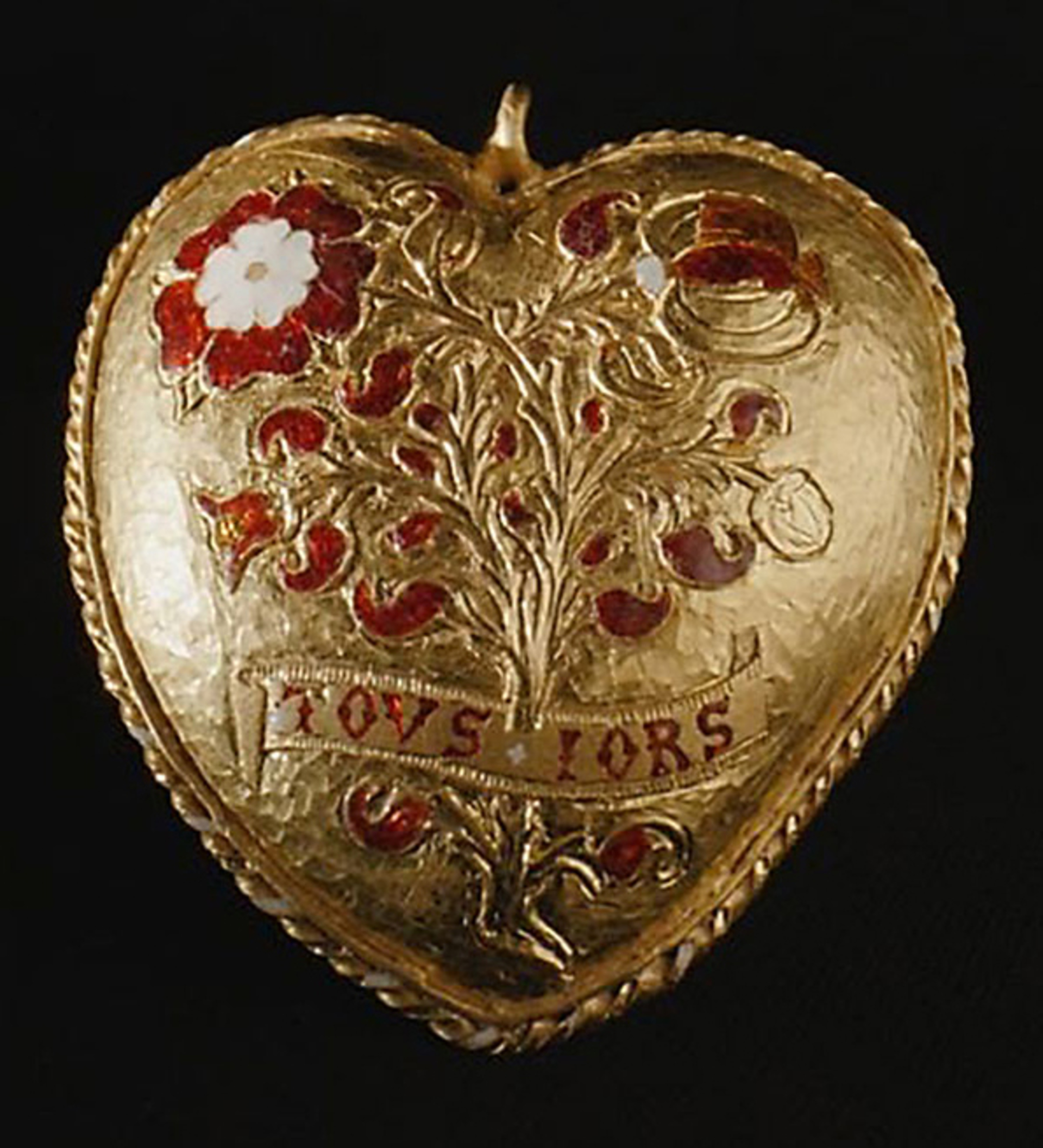 Tudor-Heart-The-Trustees-of-the-British-Museum-3-1024x576.jpg